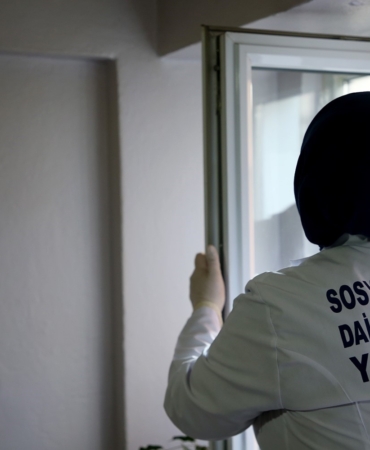 YADEM bayram öncesi yaşlıların yüzünde tebessüm oldu