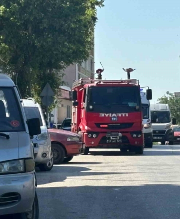 Yakılan semaverden çıkan dumanlar yangın sanılınca olanlar oldu