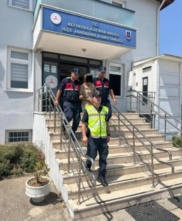 Yalova ve İstanbul’da hapis cezaları nedeniyle aranan 2 zanlı yakalandı