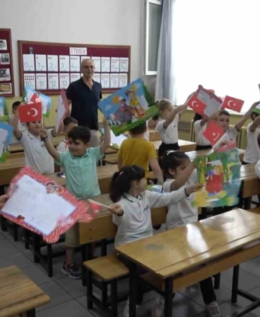 Yalova’da 56 bin öğrenci karne heyecanı yaşadı