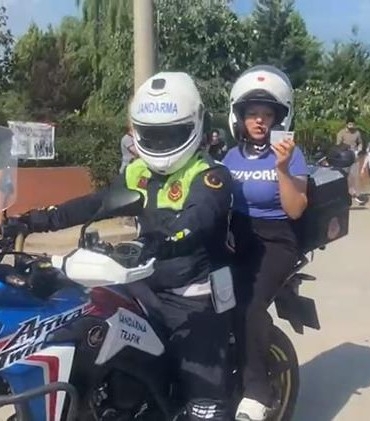 Yalova’da kimliğini unutan öğrencinin yardımına jandarma yetişti