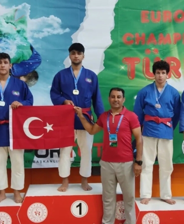 Yalovalı kuraşçılar Avrupa Şampiyonası’na damga vurdu