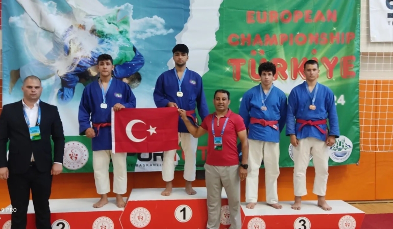 Yalovalı kuraşçılar Avrupa Şampiyonası’na damga vurdu