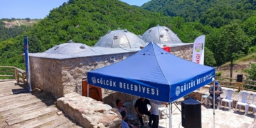 Yeniden ihya edilen tarihi hamam öğrencileri ağırladı