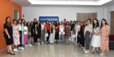 Yeşimliler sanat terapisiyle "Hayata Es Ver"di