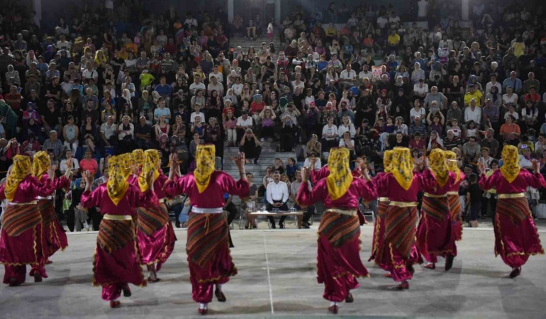Yıldırım’da ‘Erguvan’ coşkusu