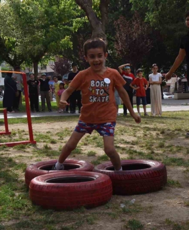 Yıldırımlı çocuklar doyasıya eğlendi