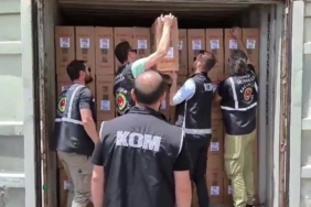 Yılport Limanı’nda 31 bin 500 paket gümrük kaçağı sigara ele geçirildi