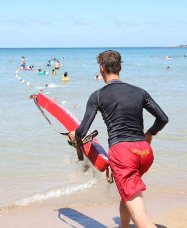 14 günde 255 kişi boğulmaktan kurtarıldı