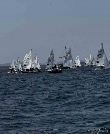 14 ülkeden 74 yelkenci Kocaeli’de yarıştı