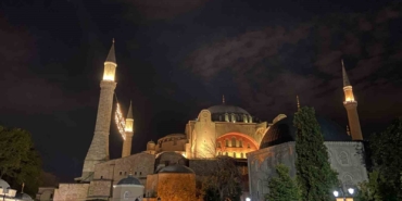 15 Temmuz’un 8’inci yıl dönümünde İstanbul’da camilerde sela okundu