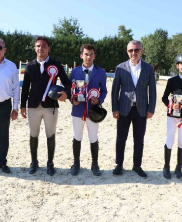 2 yılda 17 bin çocuğa ücretsiz at biniş eğitimleri verildi