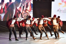 3. Uluslararası Esenyurt Halk Dansları, Müzik ve Sanat Festivali Tuğçe Kandemir konseriyle sona erdi