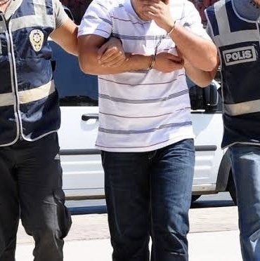 4 yıl 2 ay hapis cezasından kaçamadı