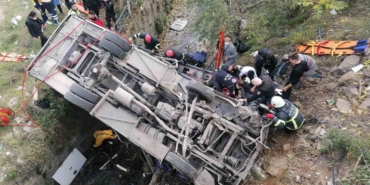 5 kişinin öldüğü öğrenci servisi kazasının duruşması görülmeye devam etti