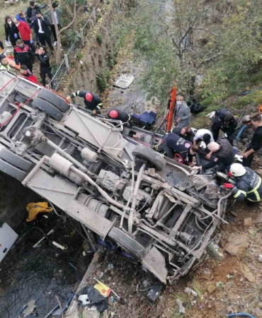 5 kişinin öldüğü öğrenci servisi kazasının duruşması görülmeye devam etti
