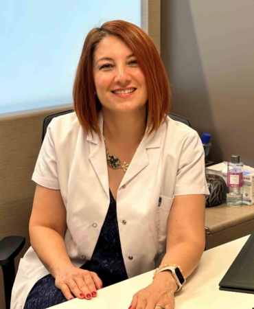 “6 aydan küçük çocuklara güneş koruyucu sürmek büyük hata”