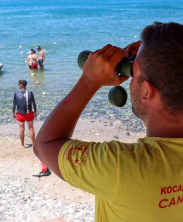 7 günde 227 kişiyi boğulmaktan son anda kurtarıldı