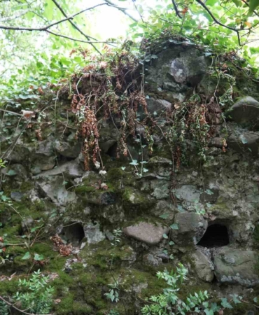 928 yıl önce Türk akınlarına karşı inşa edilmişti, geriye kalıntıları kaldı