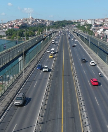 Halic_Metrobues_Yolu_10_7da0152827