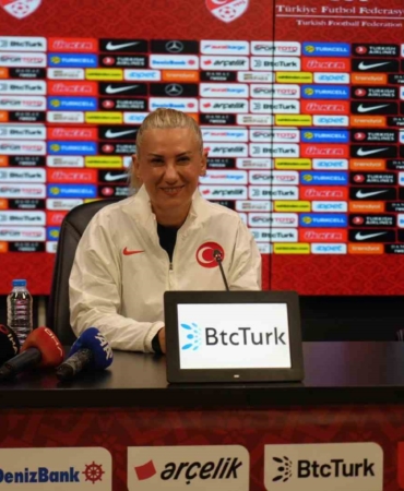 A Milli Kadın Futbol Takımı, İsviçre maçına hazır