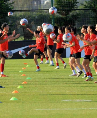 A Milli Kadın Futbol Takımı, İsviçre ve Macaristan maçları hazırlıklarını sürdürdü