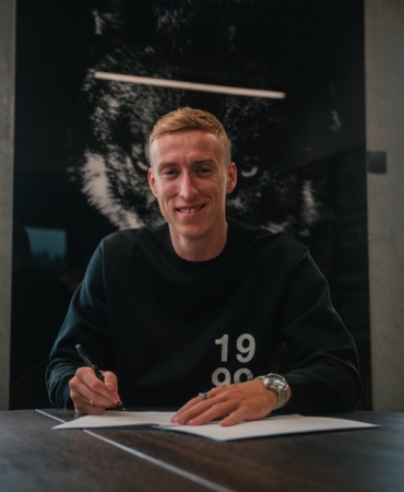 Adam Buksa, Midtjylland ile sözleşme imzaladı