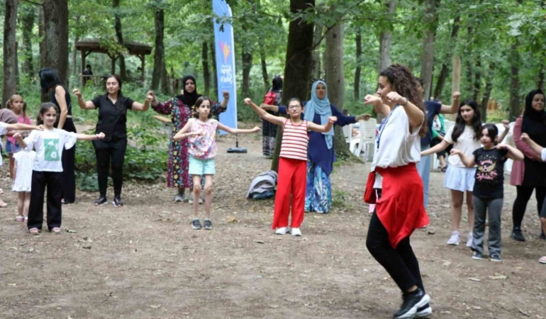 Aileler doğayla iç içe vakit geçirdi