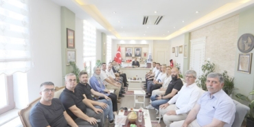 AK Parti’den Vali Aktaş’a veda ziyareti