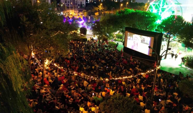 Akasya Açık Hava Sineması başlıyor