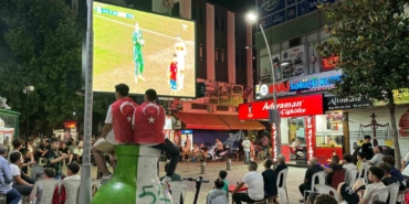 Akyazı milli maç heyecanını dev ekranda izleyecek