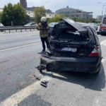 Arıza yapan otomobile kamyon çarptı: 1 yaralı