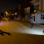 Arsa kavasında akrabalar birbirine girdi, önce yumruklar sonra silahlar konuştu: 4 yaralı