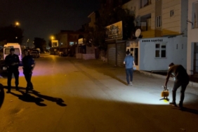 Arsa kavasında akrabalar birbirine girdi, önce yumruklar sonra silahlar konuştu: 4 yaralı