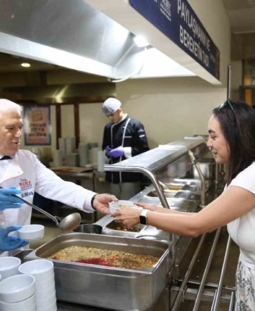 Aşure kazanları birlik ve beraberlik için kaynadı