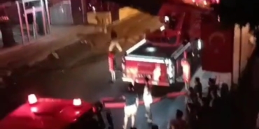 Ataşehir’de apartman dairesi alev alev yandı