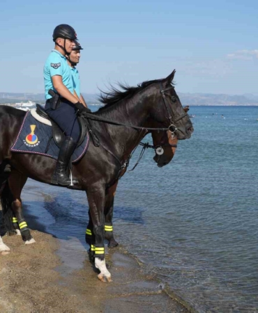 Atlı jandarmalar, plajların güvenliğini sağlayacak