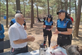 Atlı polisler orman yangınlarına karşı vatandaşları uyardı