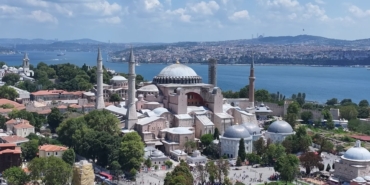 Ayasofya-i Kebir Cami-i Şerifi ibadete açılışının 4. yıl dönümünde havadan görüntülendi