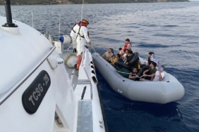 Ayvacık açıklarında 16 kaçak göçmen yakalandı