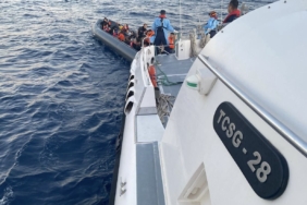 Ayvacık açıklarında 49 kaçak göçmen yakalandı