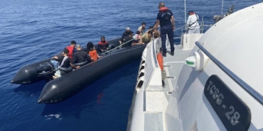 Ayvacık açıklarında 56 kaçak göçmen kurtarıldı