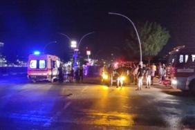 Ayvalık’ta iki araç çarpıştı: 2 yaralı