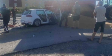 Babaeski’de otomobil ile traktör çarpıştı: 2 yaralı