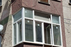 Bahçelievler’de gündüz vakti hırsızlık yapan şahıs kıskıvrak yakalandı: Zanlı itfaiye merdiveniyle aşağı indirildi