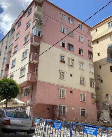 Bahçelievler’de karot alınan 5 bina tahliye ediliyor