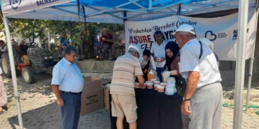 Balıkesir Büyükşehir’den 35 bin kişilik aşure hayrı