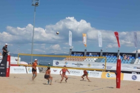 Balıkesir’de Plaj Voleybolu başladı