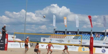Balıkesir’de Plaj Voleybolu başladı
