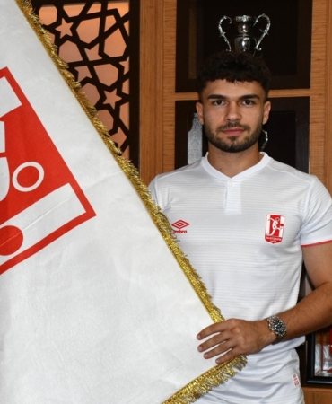 Balıkesirspor, Ahmet Gülay ve Hüseyin Altıntaş ile sözleşme imzaladı